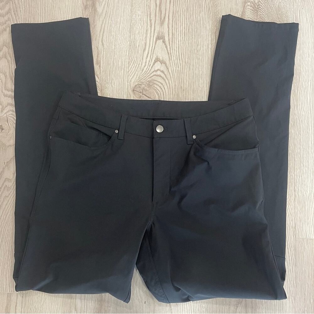 Men’s Lululemon ABC Casual everyday work career technical Pants slacks